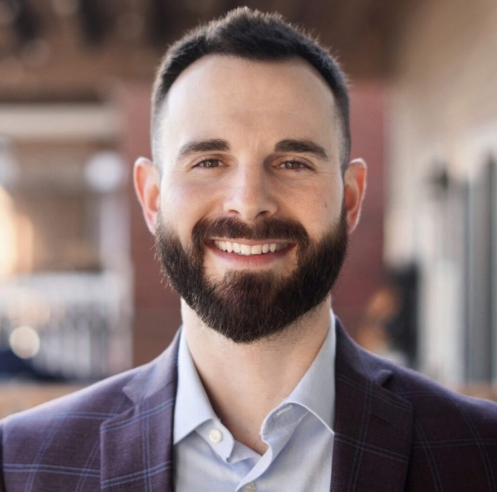 Headshot of Luke Matarazzo, CFP®