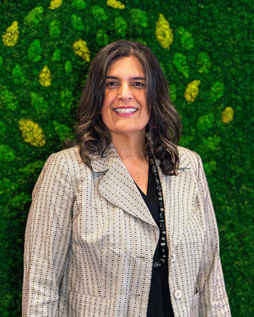 Headshot of Keri Califano